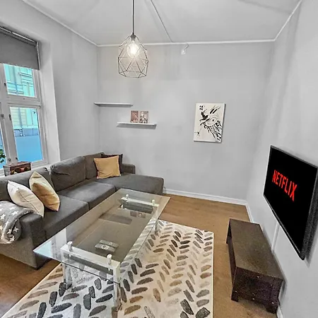 Exclusive And In Vika * オスロ